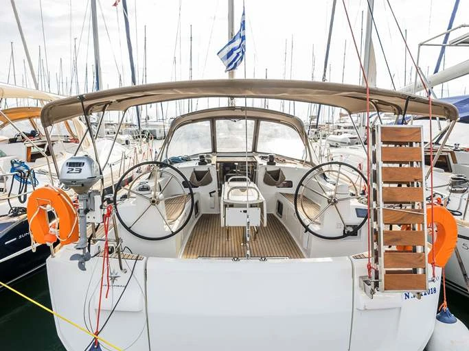 Segelboot mit oder ohne Skipper Jeanneau mieten in Neo Klima