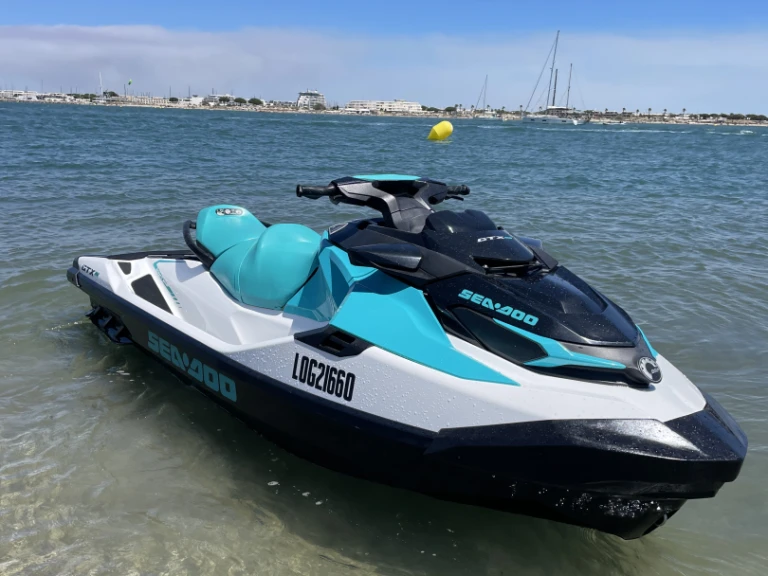 Jetski mieten in Le Grau-du-Roi - Sea-Doo GTX 