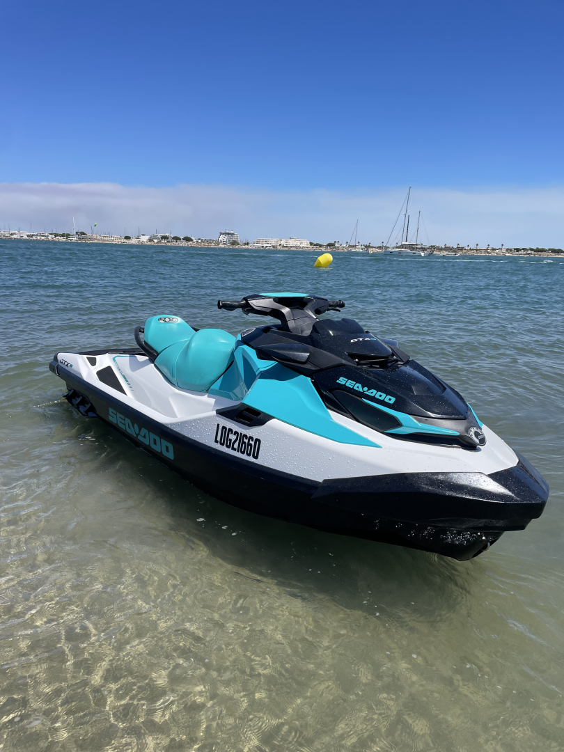 Jetski mieten in Le Grau-du-Roi - Sea-Doo GTX 