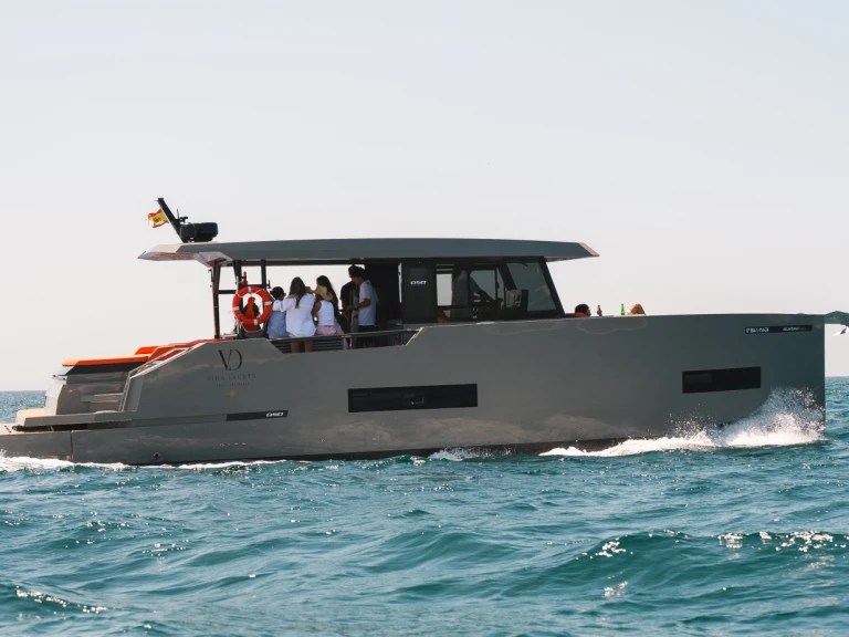 YachtCharter in Puerto De Barbate - De Antonio D50 Coupe auf SamBoat