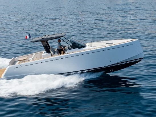 Ein Pardo Yachts Pardo 38 mieten in Cogolin