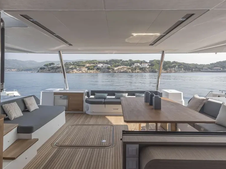 YachtCharter in Porto-Vecchio - Fountaine Pajot Samana 59 auf SamBoat