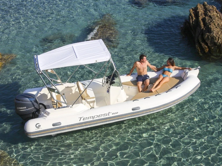 Bootsverleih Capelli Tempest 600 Port de Pollença Samboat