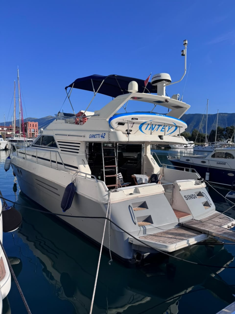Motorboot mieten in Rrethi i Vlorës - Ferretti Altura 39