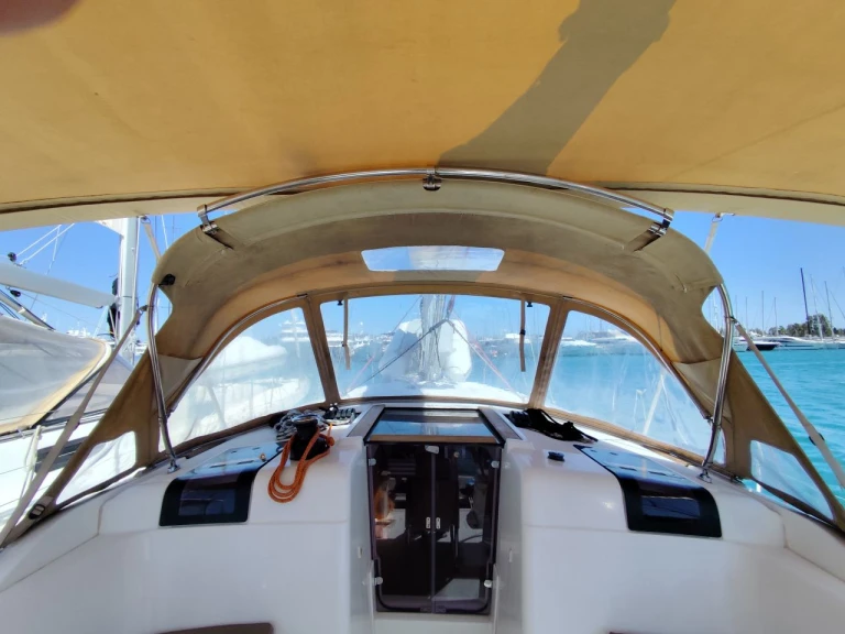Ein Jeanneau Sun Odyssey 449 mieten in Lefkáda