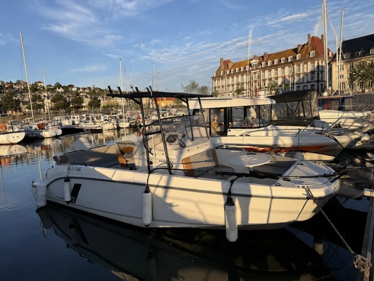 Bénéteau Flyer 7 mieten Deauville