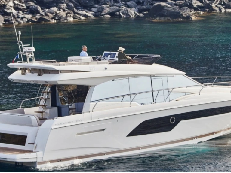 Bootsverleih Jeanneau Prestige 52 anno 2023 Salerno Samboat