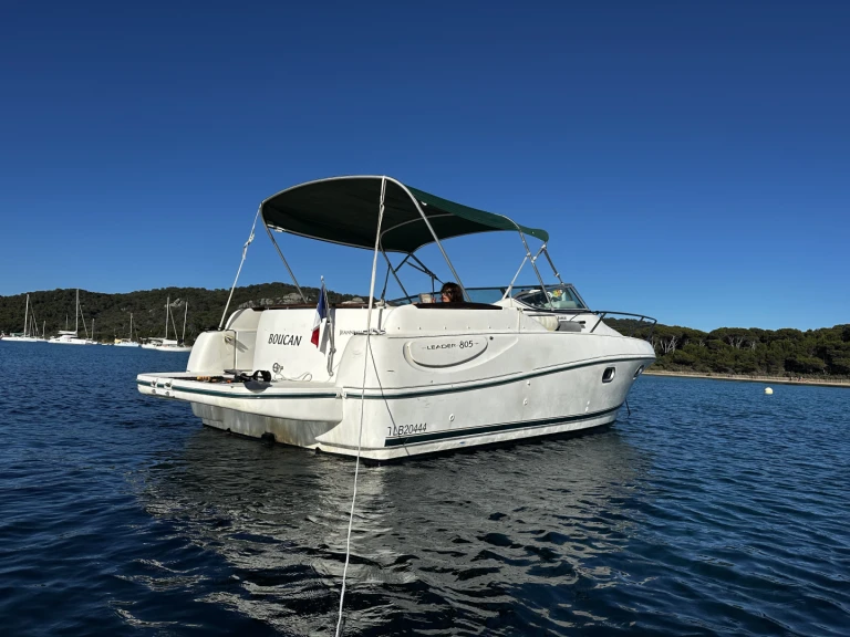 Vermietung Motorboot Jeanneau mit Führerschein