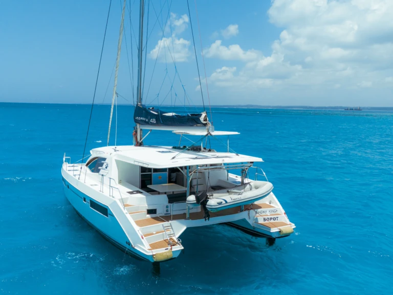Boot mieten Sansibar-Stadt günstig Leopard 48