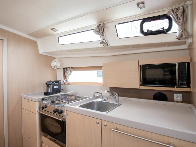 Segelboot mieten in Castellammare del Golfo - Bénéteau Oceanis 38.1