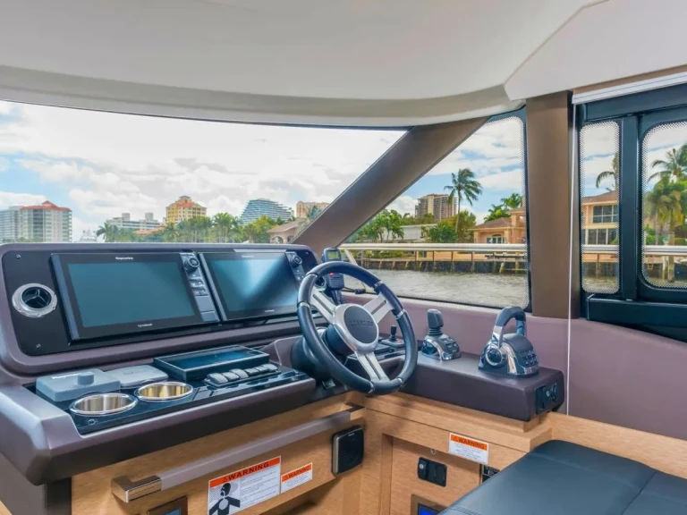 Bootsverleih Sunseeker Manhattan 56 Sansibar-Stadt Samboat