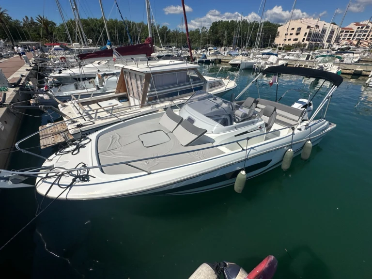 Motorboot mieten in Cogolin zum besten Preis