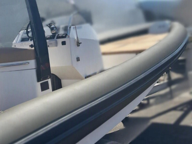 Schlauchboot mieten in Porto-Vecchio zum besten Preis