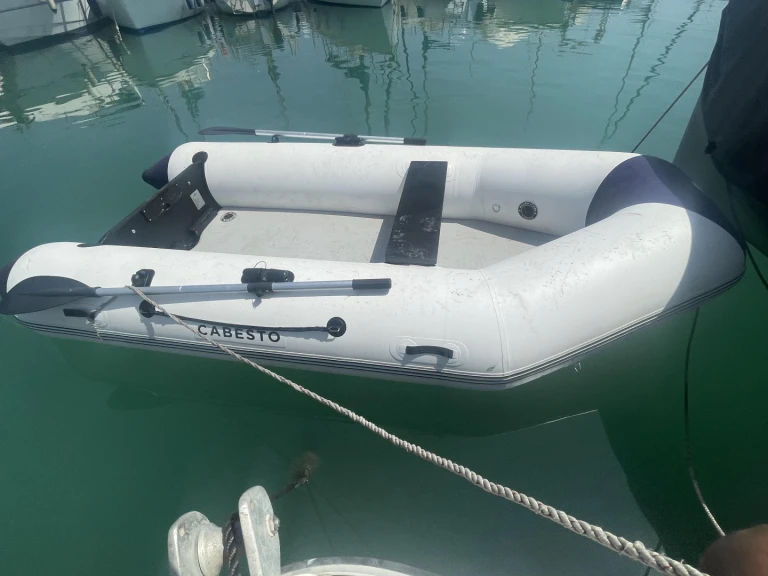 Motorboot mieten in Saint-Laurent-du-Var zum besten Preis