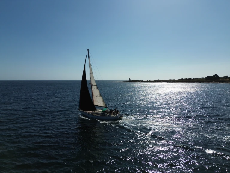 YachtCharter in Île de Groix - Jeanneau Sun Kiss 47 auf SamBoat