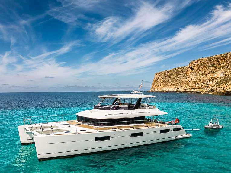 Vermietung Yacht Lagoon mit Führerschein