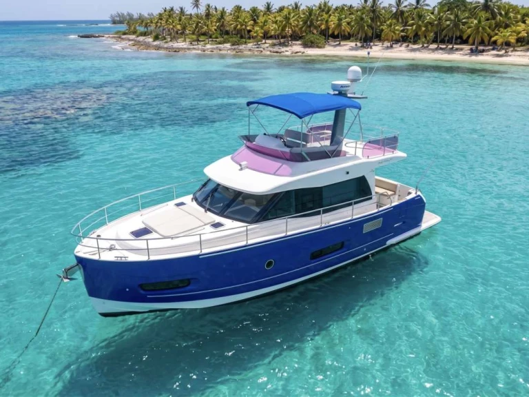 Azimut Caprice mieten Bahamas
