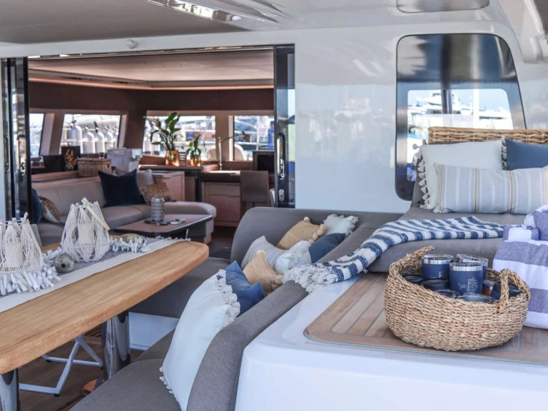 Vermietung Yacht Lagoon mit Führerschein