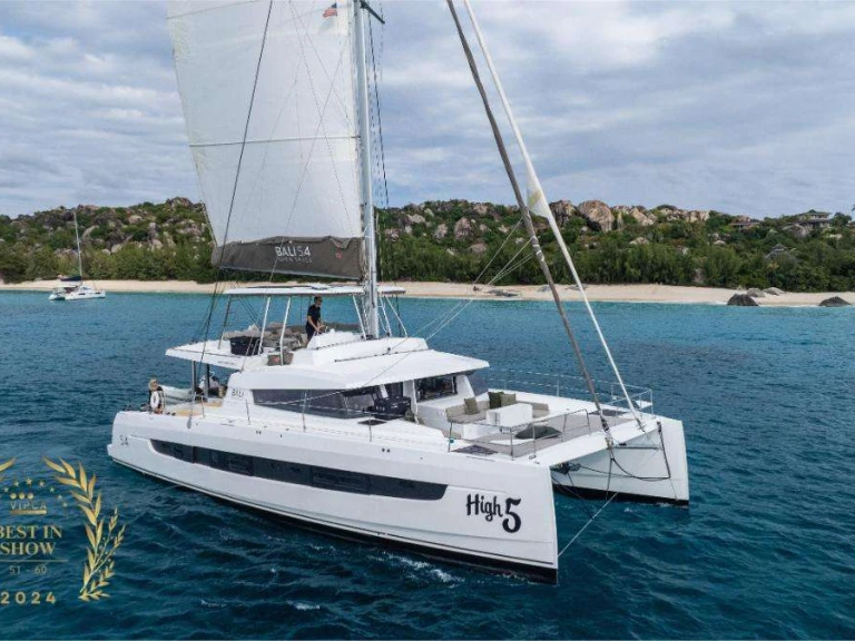 Vermietung Yacht Bali mit Führerschein