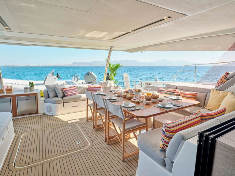 Yacht mieten in Athen zum besten Preis