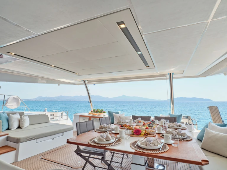 Bootsverleih Fountaine Pajot ELLY Athen Samboat