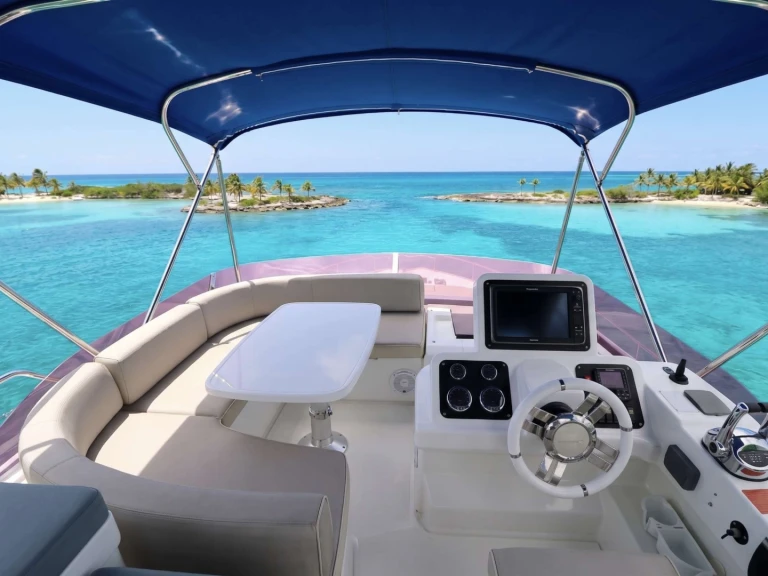 Boot mieten Bahamas günstig Caprice