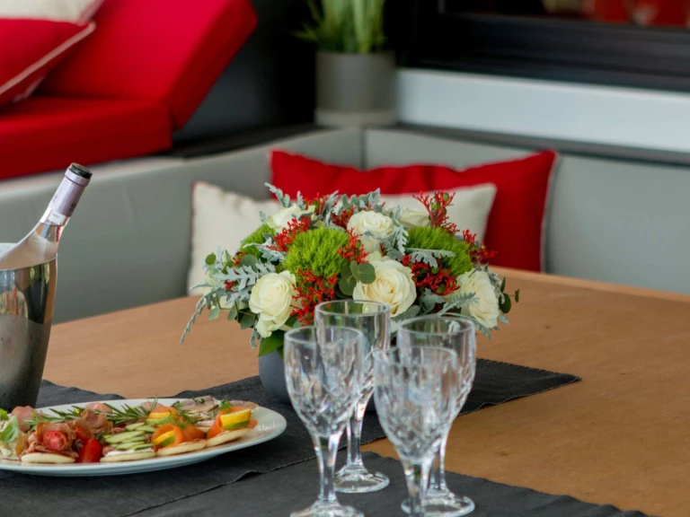Ein Fountaine Pajot ASTORIA mieten in Athen