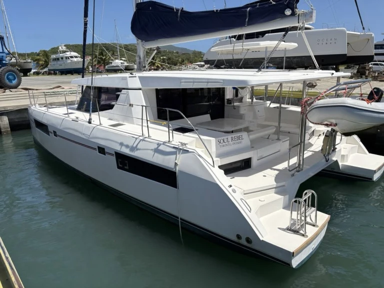 Leopard Catamarans / Robertson & Caine Leopard 45 mieten Parish of Saint George