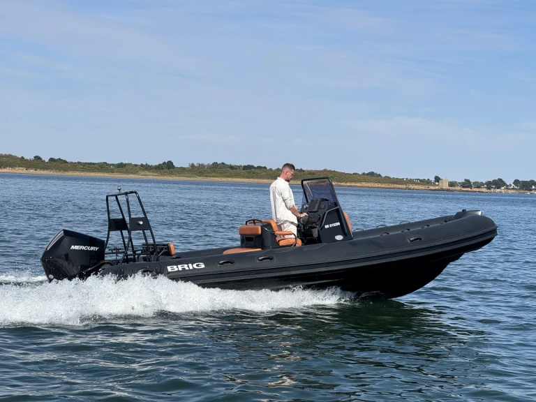 Ein Zodiac Pro Open 550 Ultimate mieten in Arzon