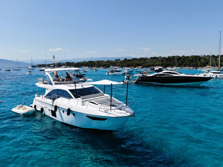 Motorboot mieten in Golfe-Juan zum besten Preis