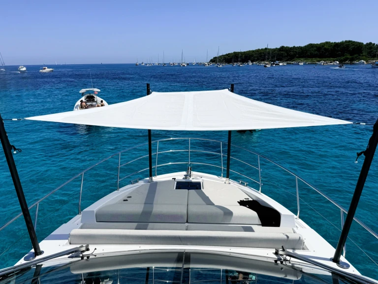 Ein Azimut Azimut 50 Fly mieten in Golfe-Juan