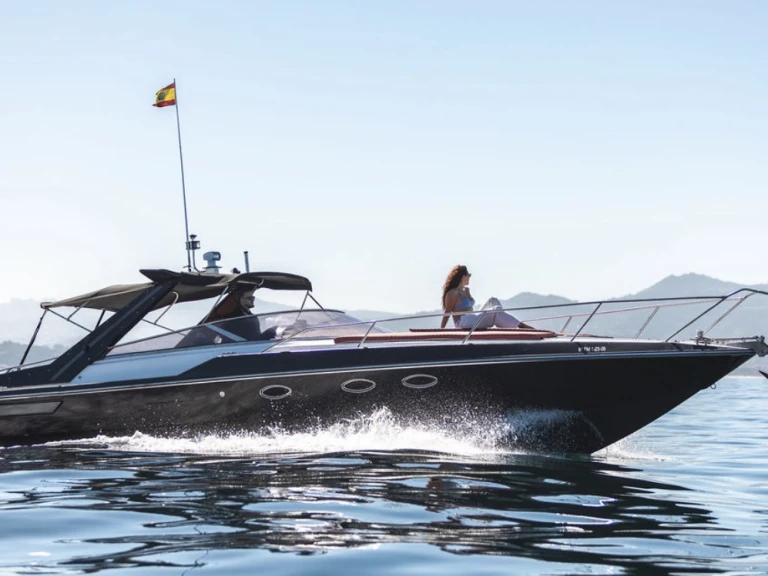 YachtCharter in Vigo - Sunseeker Tomahawk 37 auf SamBoat