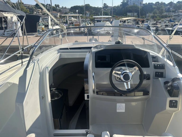 Boot mieten Antibes günstig Cap Camarat 7.5 WA