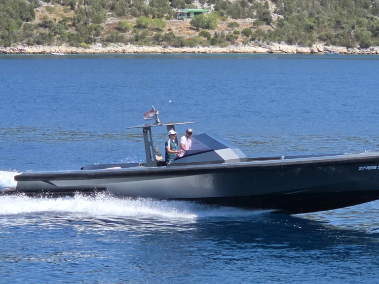 Motorboot mit oder ohne Skipper Wally mieten in Hvar