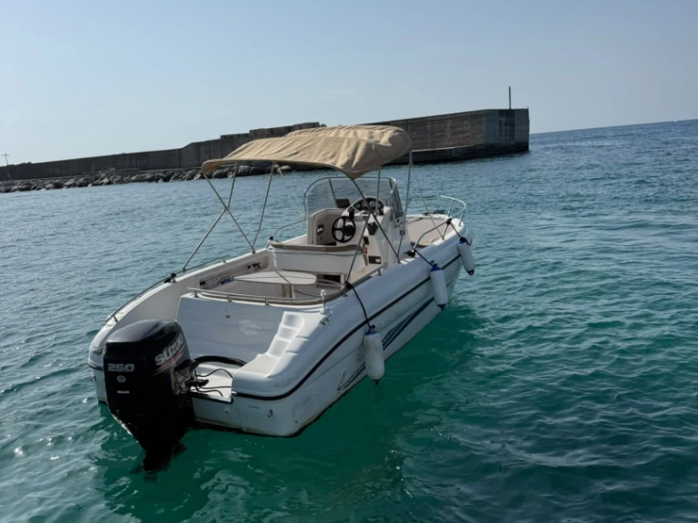 YachtCharter in Italien - Ranieri Shadow 24 S auf SamBoat