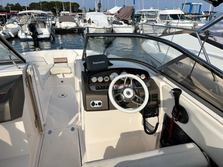 Motorboot mit oder ohne Skipper Régal mieten in Golfe-Juan