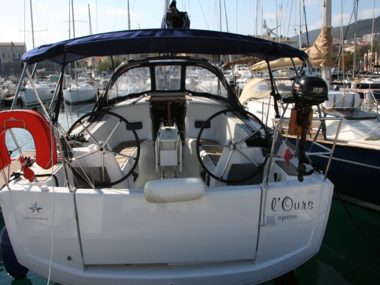 YachtCharter in Ajaccio - Jeanneau Sun Odyssey 349 auf SamBoat