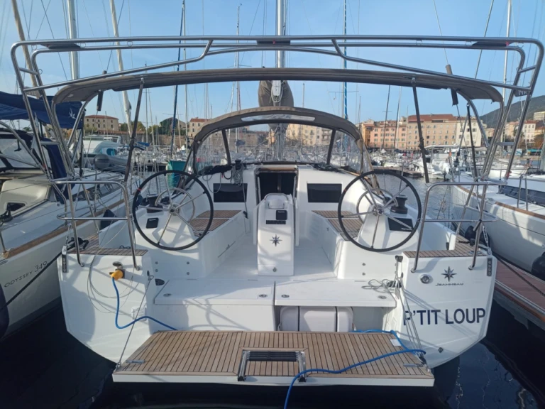 Vermietung Segelboot Jeanneau mit Führerschein