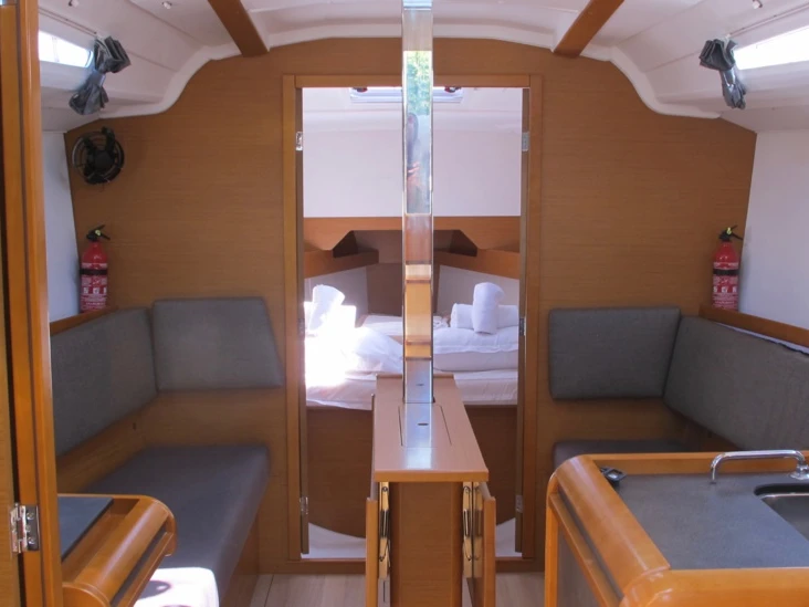 Bootsverleih Jeanneau Sun Odyssey 349 Ajaccio Samboat