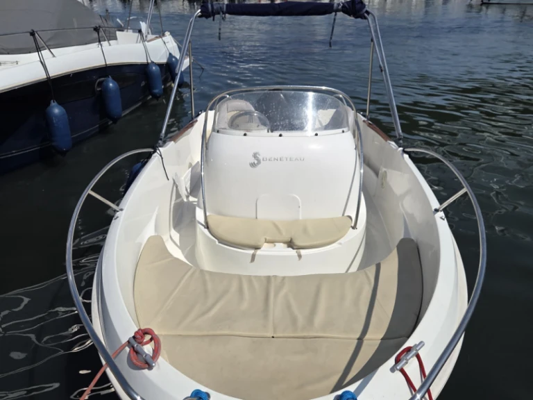 Motorboot mieten in Saint-Florent zum besten Preis