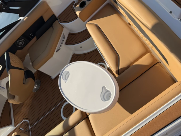 YachtCharter in Aix-les-Bains - Four Winns HD 200 OB auf SamBoat