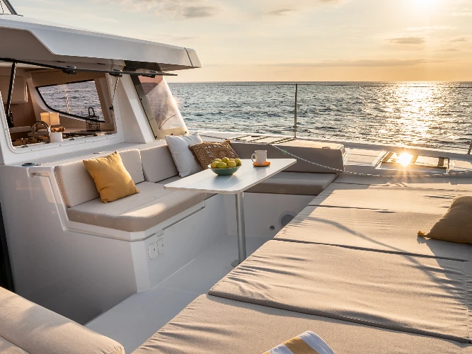 YachtCharter in Ajaccio - 15 BALI 4.4 auf SamBoat