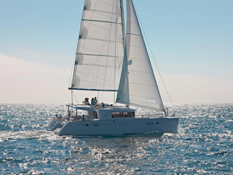 Katamaran mit oder ohne Skipper Lagoon mieten in Piso Livadi
