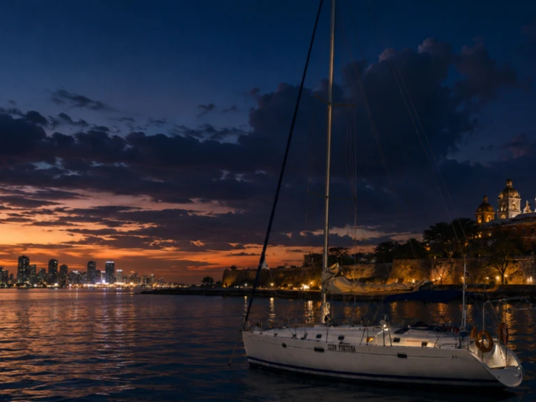 Segelboot mit oder ohne Skipper Bénéteau mieten in Cartagena