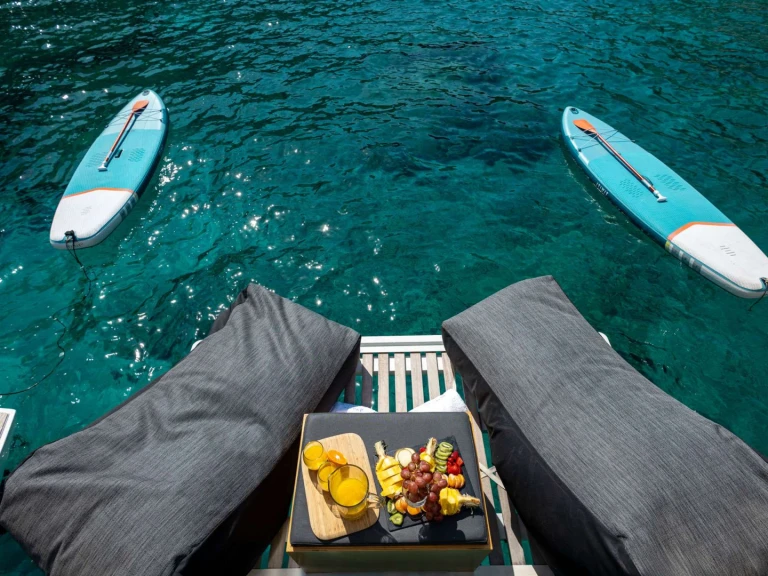 Katamaran mieten in Athens Marina zum besten Preis