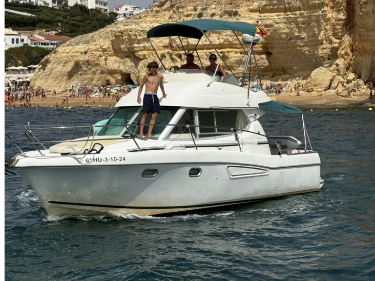 Motorboot mieten in Real Club Marítimo de Huelva zum besten Preis