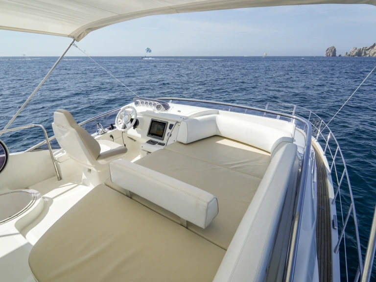 Motorboot mit oder ohne Skipper Azimut mieten in Cabo San Lucas