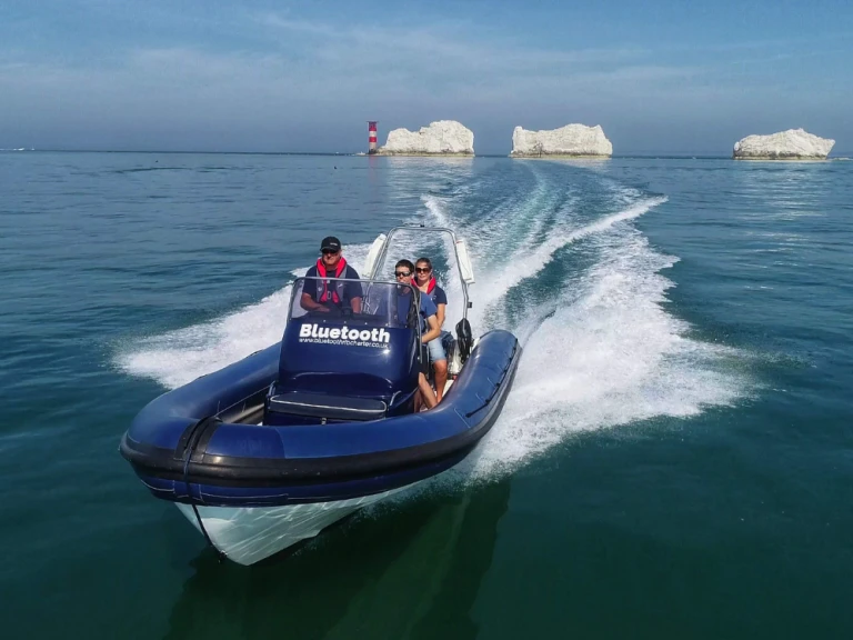 Schlauchboot mieten in Hamble-le-Rice zum besten Preis