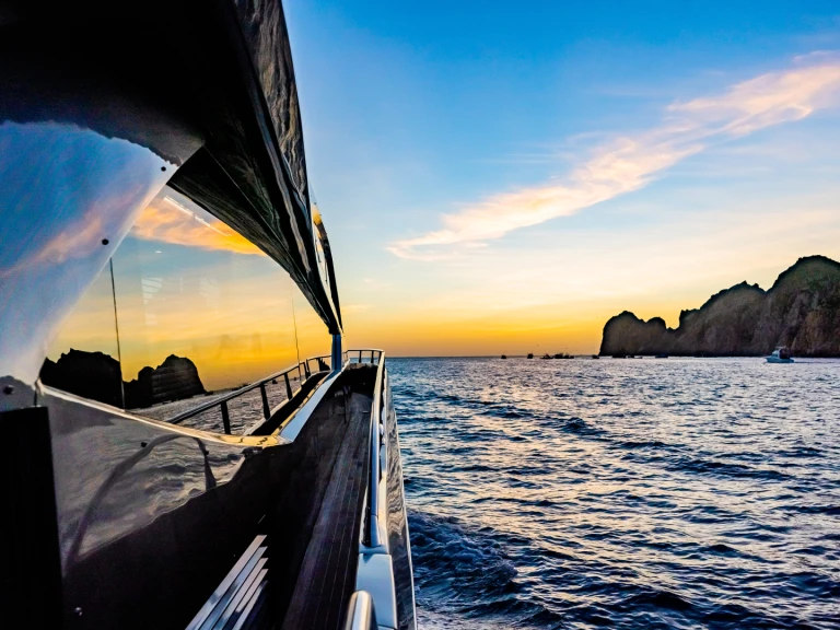 Yacht mieten in Cabo San Lucas zum besten Preis
