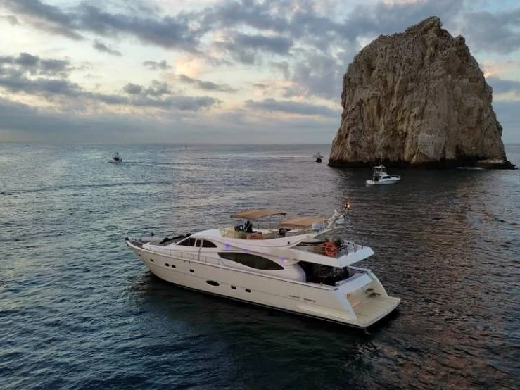 Vermietung Yacht Ferretti mit Führerschein